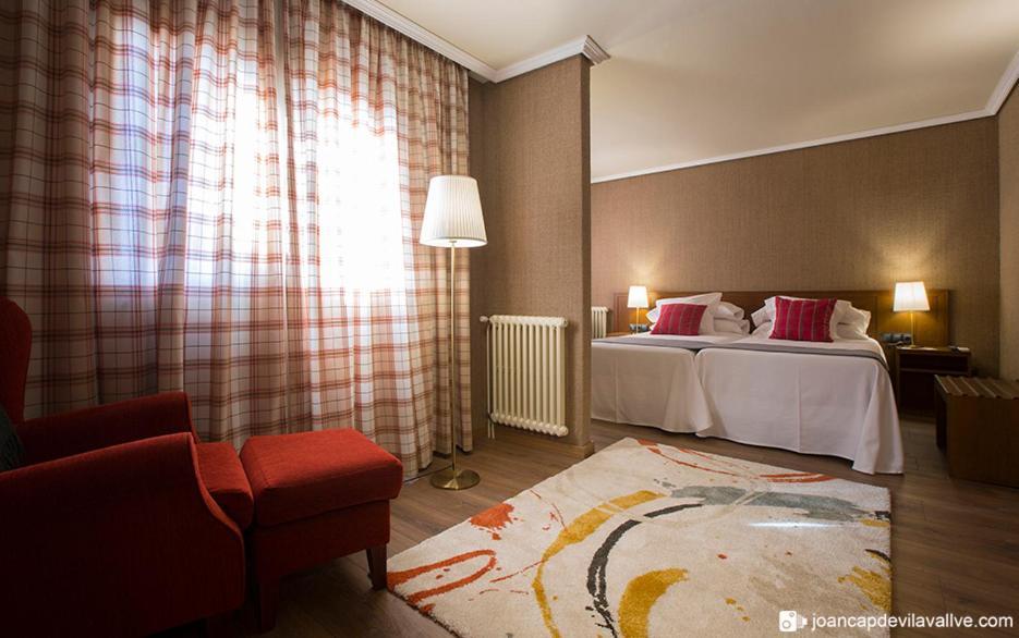 Hotel-hostal Sport Falset