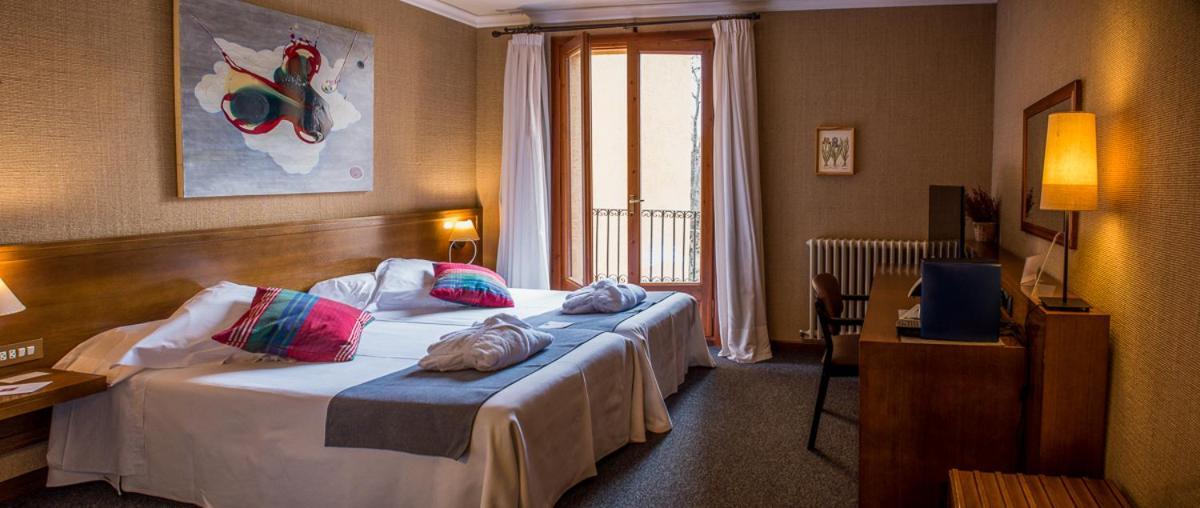 Hotel-hostal Sport Falset
